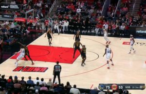 Alperen Sengun con los 2 pt