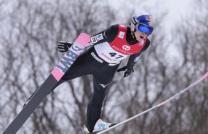 Ryoyu Kobayashi gana los oros de la Copa Mundial consecutiva en Sapporo