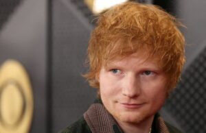 Ed Sheeran arrestado por la policía india para buscar en busca sin permiso