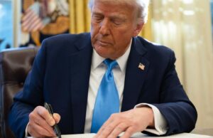 Trump firma la orden ejecutiva que prohíbe las mujeres trans de los deportes femeninos