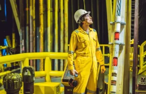 Capacitación esencial de salud y seguridad para trabajadores de la industria del petróleo y el gas