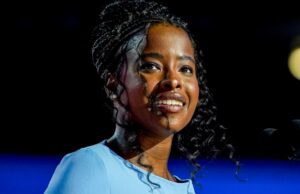 Poeta Amanda Gorman en New Children's Book