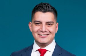 Mujer arrestada después de que el reportero deportivo en Louisiana cubra el Super Bowl se encuentra muerta en la habitación del hotel