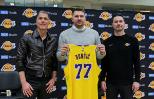 Luka Dončić es ahora el último jugador de franquicias de los Lakers, pero está claro que la superestrella necesitará un poco para sentirse en casa