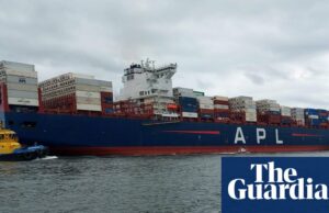 'No son solo algunos barcos que lo hacen': cómo termina el plástico del mundo en una playa de Guernsey | Contaminación