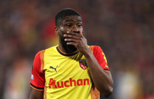 Lobos en la pole position para firmar 'Kevin Danso