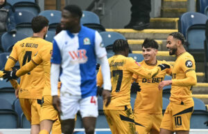 🔴 Live: Dos en dos minutos con lobos en llamas en la acción de la Copa FA