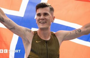 Jakob Ingebrigtsen de Noruega rompe dos récords mundiales en la reunión de atletismo de Francia