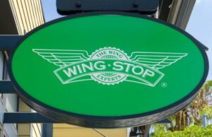 Las ideas de inversión de Zacks presentan destacados Flutter Entertainment, Wingstop y Doordash