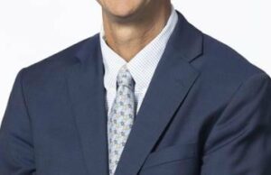 El asesor general de AMC Entertainment, Kevin Connor, se retirará después de 23 años de servicio a la empresa; Edwin Gladbach, vicepresidente, legal, nombrado asesor general interino