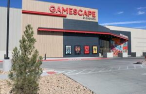 Fotos: Cinemark abre su primer centro de entretenimiento familiar de juegos de juegos en El Paso