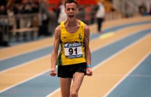 Fortunato rompe el récord mundial de carreras de 5000m en Ancona | INFORME