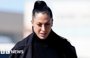 El Hermoso de España estaba “abrumado” después de un beso de la Copa Mundial, la corte escucha