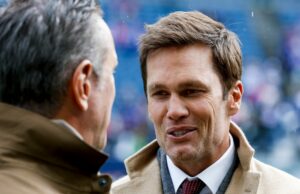¿Quién llama al Super Bowl 59? Tom Brady en los titulares de la línea de locutores de Fox