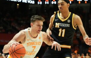 Tres jugadores que figuran en el informe de lesiones de baloncesto de Tennessee-Vanderbilt