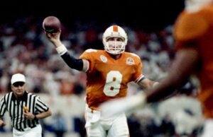 Ex vol para ser incluido en el Salón de la Fama del Deporte de Tennessee.