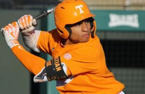 El ex Vol Christian Moore hace un debut en el entrenamiento de primavera de MLB