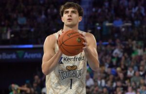 Los guerreros firman el base australiano con un contrato bidireccional