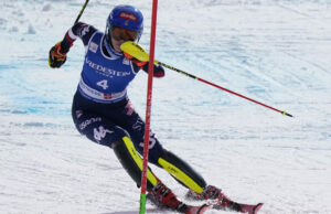Mikaela Shiffrin obtiene la histórica victoria en la carrera de la Copa Mundial y el récord de lazos para la mayoría de los podios