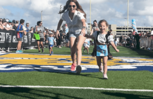 Cientos de niños corren por un estilo de vida más saludable, para decir no a las drogas