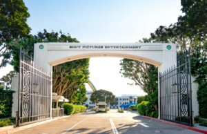 La caída del tercer trimestre de Sony Pictures se sumerge a $ 223 millones; Corpor en general