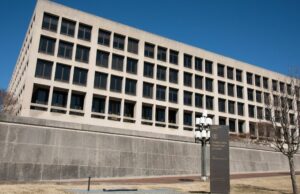 El crecimiento del empleo se desaceleró en enero; Ligeras ganancias en el empleo del entretenimiento