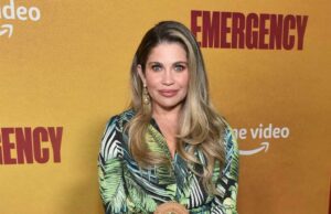 Detalles de Danielle Fishel 'Difícil' Girl se encuentra con la experiencia mundial de set