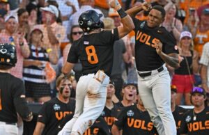 El jugador de béisbol de Tennessee lleva a la NCAA a la cancha para una elegibilidad adicional