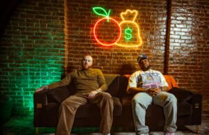 La red de volumen de Colin Cowherd hace que el entretenimiento empuje