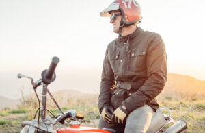 La colección de moto de la protección de la vieja escuela y resistente de la vieja escuela de hierro y resina