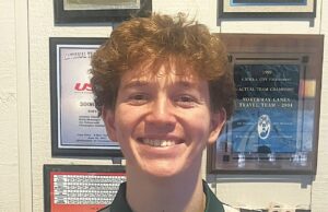 Reeths-Puffer Bowler votó a la mejor atleta de deportes de invierno junior en Muskegon