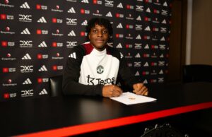 Manchester United anuncia la firma de Patrick Dorgu