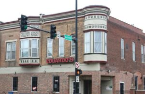 Nueva pizzería, lugar de entretenimiento entre proyectos que miran el centro de DeKalb – Shaw Local