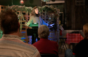 Los beneficios de narración de cuentos llegan más allá del entretenimiento – Mountain Lake PBS