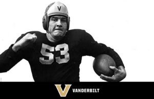 Fútbol Vanderbilt | Jack Jenkins honrado como 2025 Tennessee Pallen de la Fama del Deporte