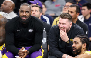 Los Lakers se convierten en el favorito número 4 para ganar finales de la NBA después de negociar por Mark Williams