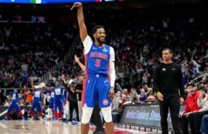Pistons explotó a Celtics para ganar el octavo victoria consecutiva, dándoles su racha más larga en 17 años