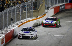 NASCAR: Chase Elliott domina el choque en el estadio Bowman Gray