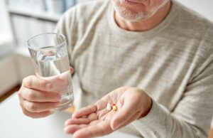 Los farmacéuticos pueden recomendar suplementos y modificaciones de estilo de vida para pacientes con enfermedad de Alzheimer