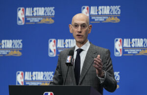 El comisionado de la NBA, Adam Silver, se enfrenta a numerosos problemas, pero no dejará de intentar mejorar el juego