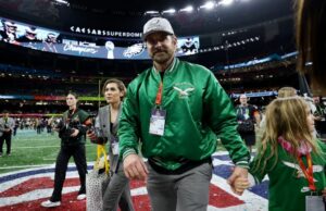 Bradley Cooper celebra la victoria 'increíble' de las Águilas en el Super Bowl LIX