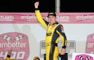 Resultados de NASCAR en Atlanta: Christopher Bell gana un thriller después de que el accidente en la última vuelta se congela el campo