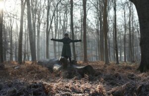 Catherine, Princesa de Gales sonríe en una nueva foto del bosque en honor del Día Mundial del Cáncer