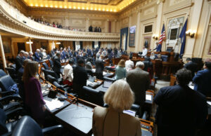 Los legisladores de Virginia Fulte Bill para frenar el reclutamiento deportivo de la escuela secundaria