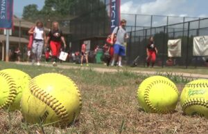 El orador de la Cámara presenta a Bill para prohibir a las niñas transgénero de los deportes escolares, vestuarios-WSB-TV Channel 2
