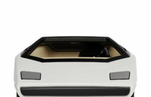 Coche de juguete de superdeportivo italiano | Suministro de uncrato