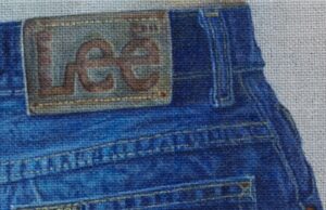 Arpillera suelta imita píxeles digitales en las pinturas fotorrealistas de Jennifer J. Lee – Colosal