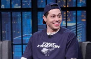 Pete Davidson muestra su cuerpo sin tinta como un 'novio oficial'