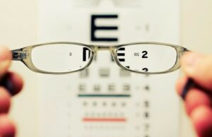 Health News Live 4 de febrero de 2025: Síndrome de visión de teléfonos inteligentes: Conozca las causas, los síntomas, los consejos de tratamiento y prevención