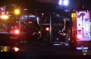 Investigación de incendios en marcha después de que Burns Burns Burn Beach Sports Build